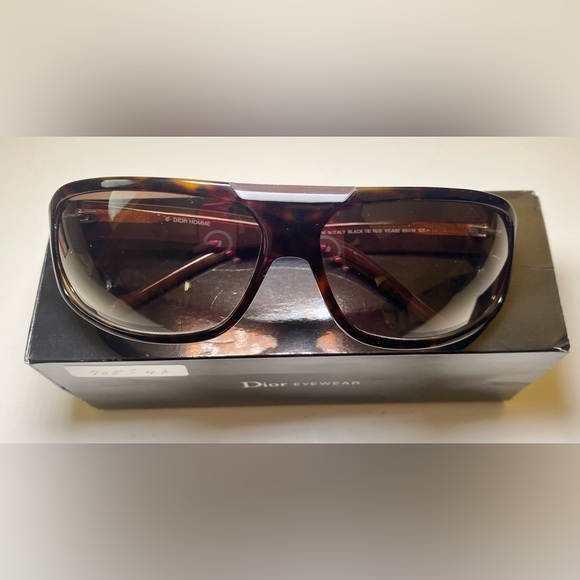 Dior Homme Brown Tie Sunnies 😎 - Picture 2 of 11